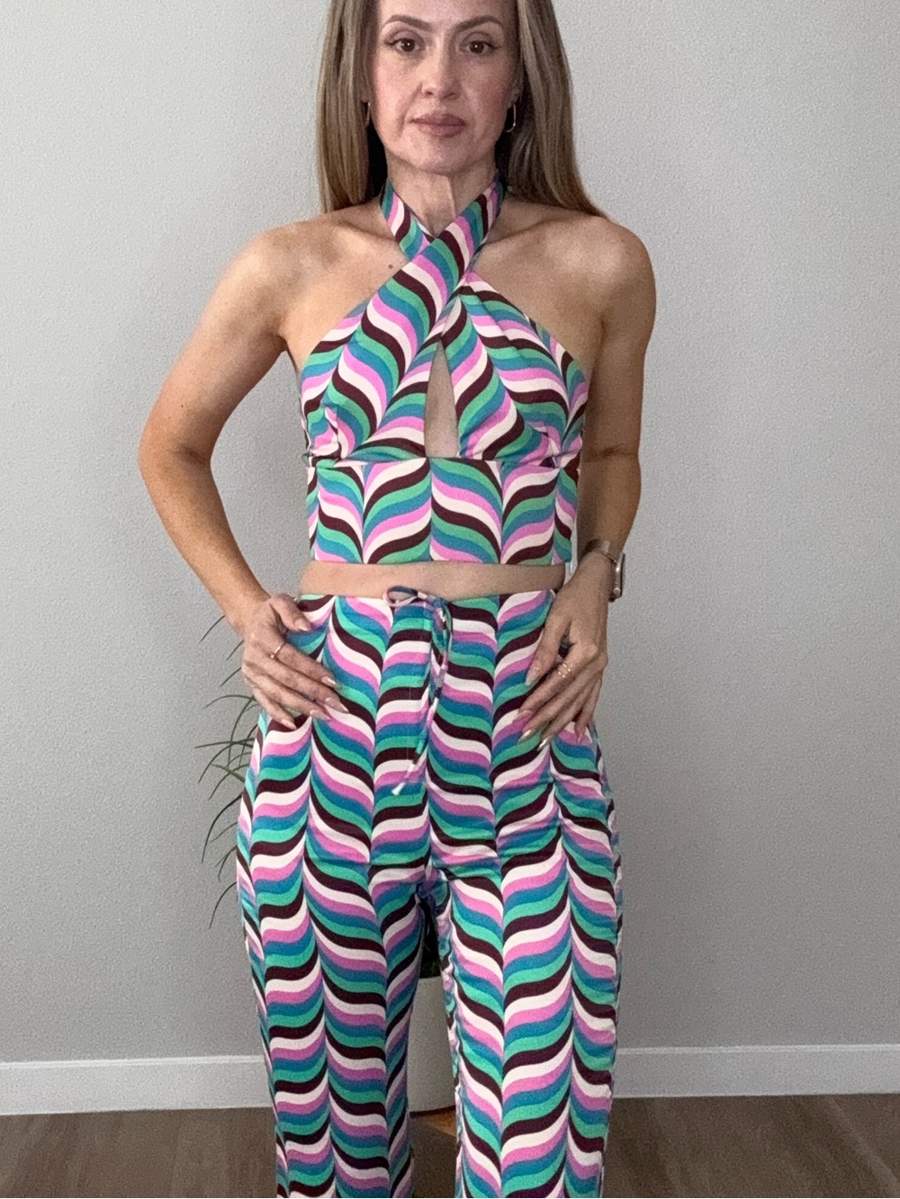 Women’s Multicolor Halter Crop Top & Wide Leg Pants Set